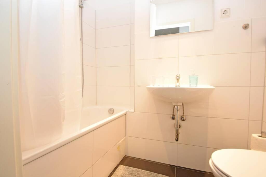Grosszugige Wohnung In Der Neustadt Bremen Bagian luar foto